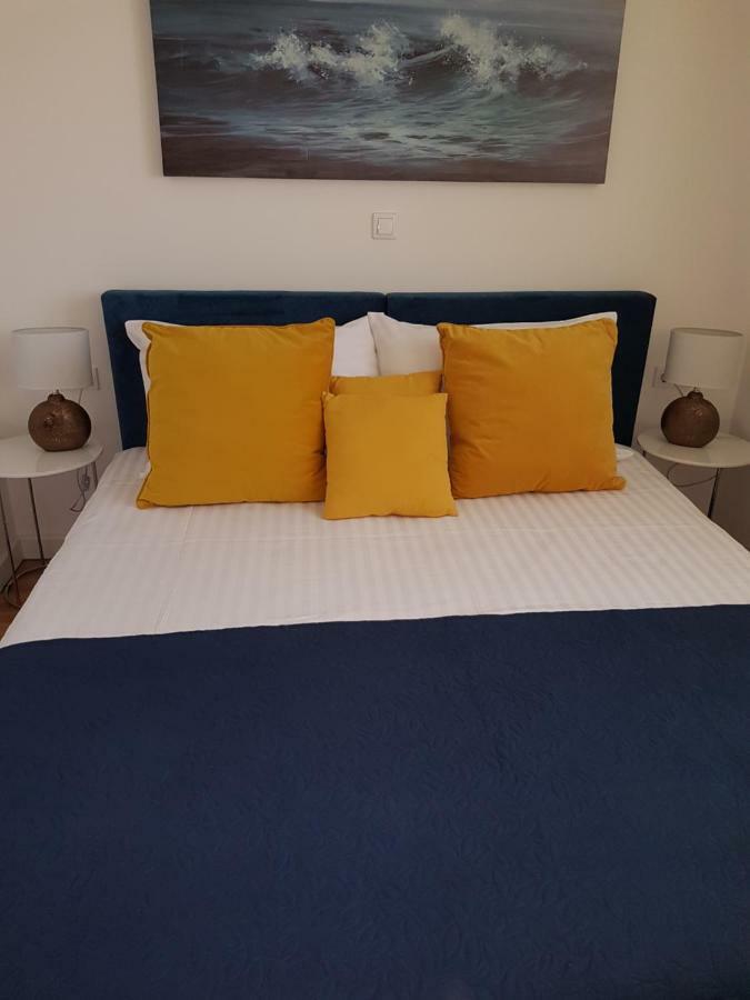 Petra'S Place - Sea View Apartment Slatine Exterior foto